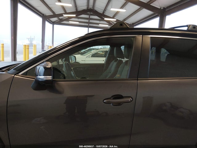 JTME6RFV5SJ070909 Toyota Rav4 Hybrid Xse