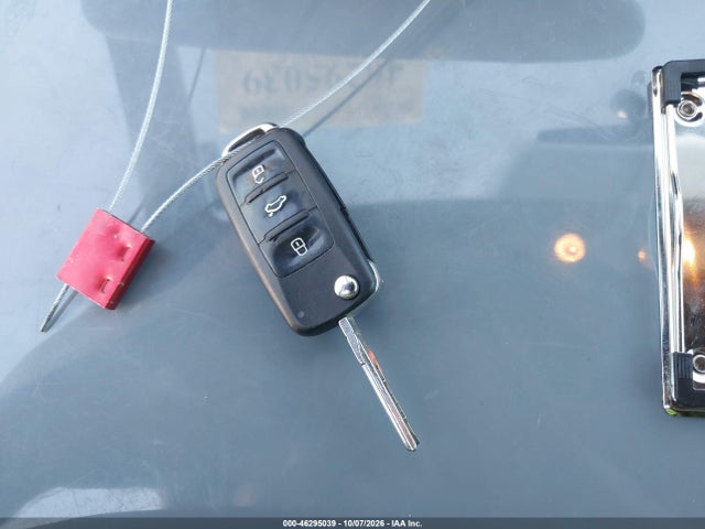 Продажа на аукционе авто 2012 Volkswagen Gti 2-door, vin: WVWEV7AJ3CW342826, номер лота: 46295039