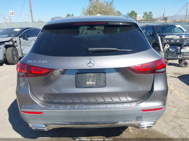 W1N4N4GBXMJ210261 Mercedes-Benz GLA 250
