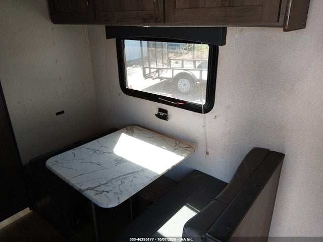 Продажа на аукционе авто 2021 Forest River Viking, vin: 5ZT2VWFCXMJ127402, номер лота: 46295177
