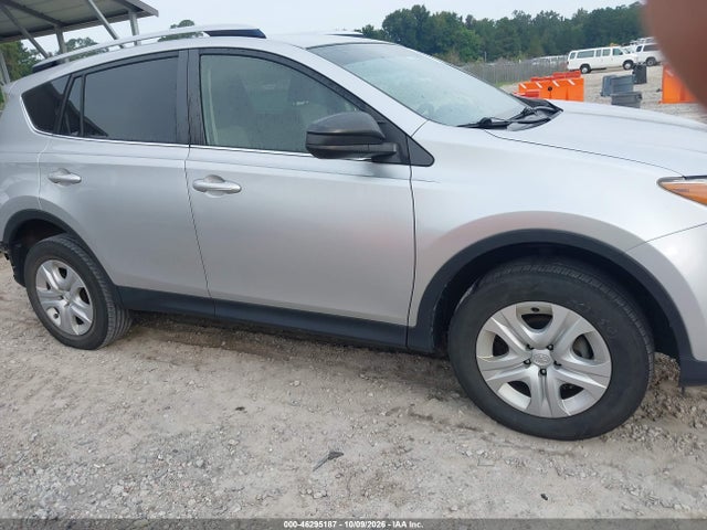 46295187 :رقم المزاد ، JTMZFREV6FD052734 vin ، 2015 Toyota Rav4 Le مزاد بيع