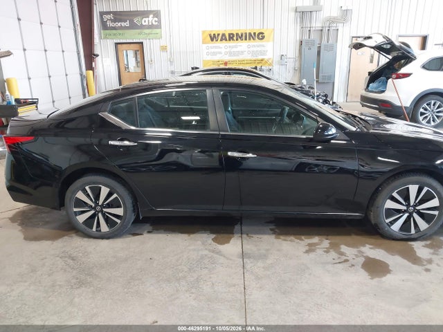 Продаж на аукціоні авто 2021 Nissan Altima Sv Intelligent Awd, vin: 1N4BL4DW2MN414059, номер лоту: 46295191