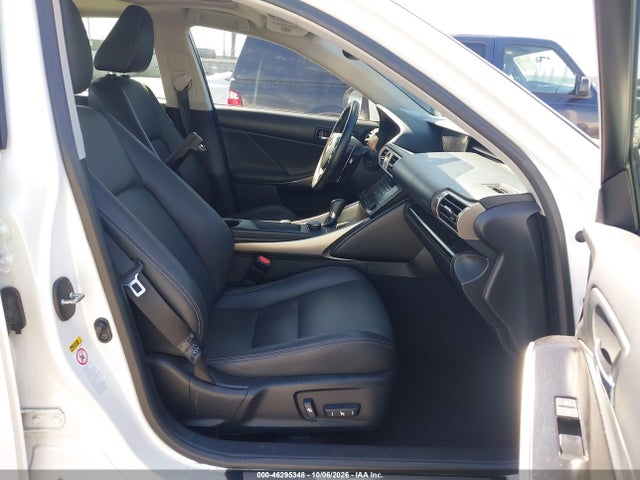 Lexus IS 250 2014 JTHBF1D20E5028785 Image 5
