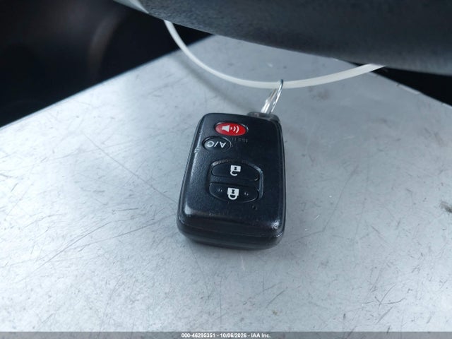 Toyota PRIUS PLUG-IN 2015 JTDKN3DP8F3074051 Image 11