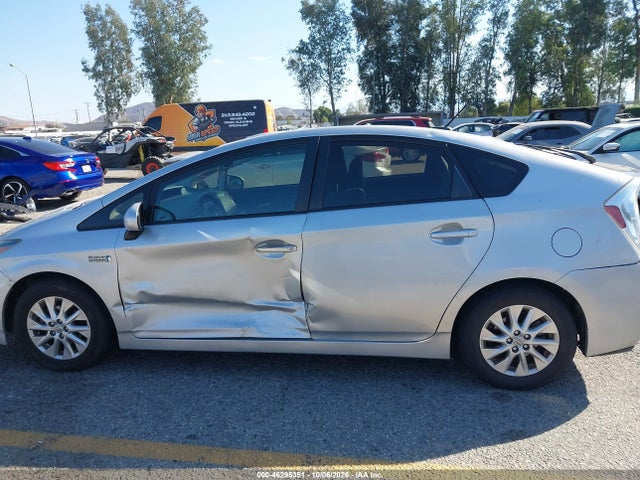 Toyota PRIUS PLUG-IN 2015 JTDKN3DP8F3074051 Image 6