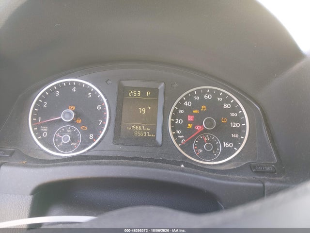 2011 Volkswagen Tiguan S მანქანა იყიდება აუქციონზე, vin: WVGAV7AX2BW554601, აუქციონის ნომერი: 46295372