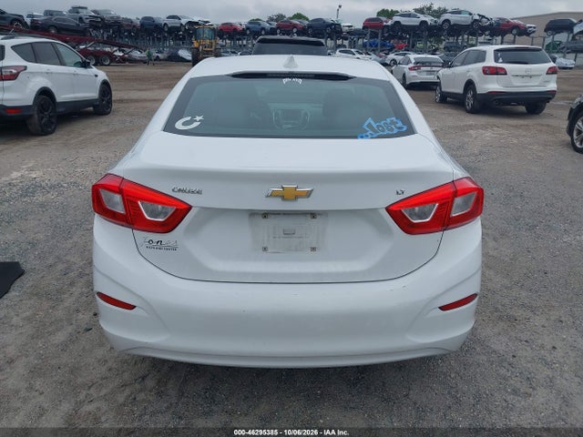 Продажа на аукционе авто 2017 Chevrolet Cruze Lt Auto, vin: 1G1BE5SM9H7188584, номер лота: 46295385