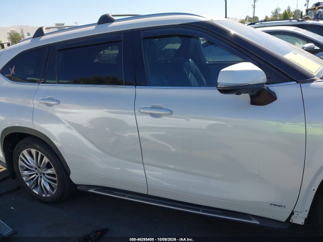 46295400 :رقم المزاد ، 5TDEBRCH6RS636471 vin ، 2024 Toyota Highlander Hybrid Platinum مزاد بيع