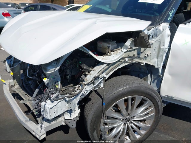 46295400 :رقم المزاد ، 5TDEBRCH6RS636471 vin ، 2024 Toyota Highlander Hybrid Platinum مزاد بيع