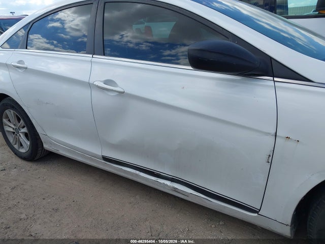 Продажа на аукционе авто 2013 Hyundai Sonata Gls, vin: 5NPEB4AC3DH704735, номер лота: 46295404