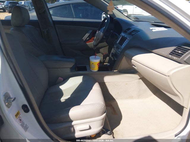 Продажа на аукционе авто 2011 Toyota Camry Hybrid, vin: 4T1BB3EK1BU133033, номер лота: 46295561