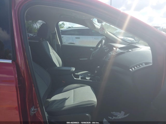 Продажа на аукционе авто 2017 Ford Escape Se, vin: 1FMCU9GD7HUE65566, номер лота: 46295623