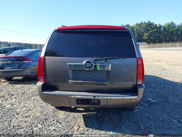 Продажа на аукционе авто 2011 Cadillac Escalade Standard, vin: 1GYS3AEF2BR396539, номер лота: 46295857