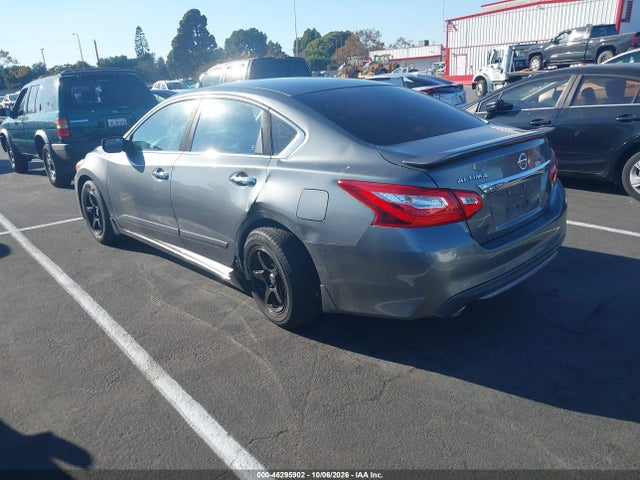 Продажа на аукционе авто 2017 Nissan Altima 2.5 S, vin: 1N4AL3AP3HN318028, номер лота: 46295902