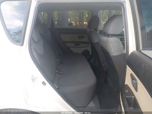 Продажа на аукционе авто 2010 Kia Soul !, vin: KNDJT2A25A7136480, номер лота: 46295959