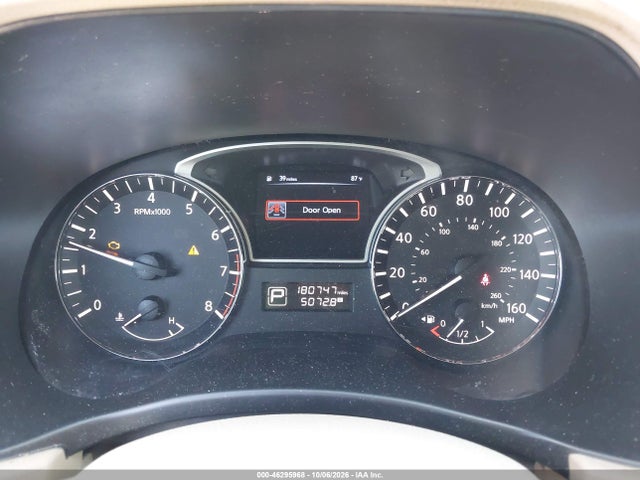 5N1AR2MN4EC689909 Nissan Pathfinder S