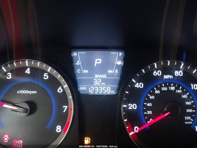 46296119 :رقم المزاد ، KMHCU5AE3EU174469 vin ، 2014 Hyundai Accent Se مزاد بيع