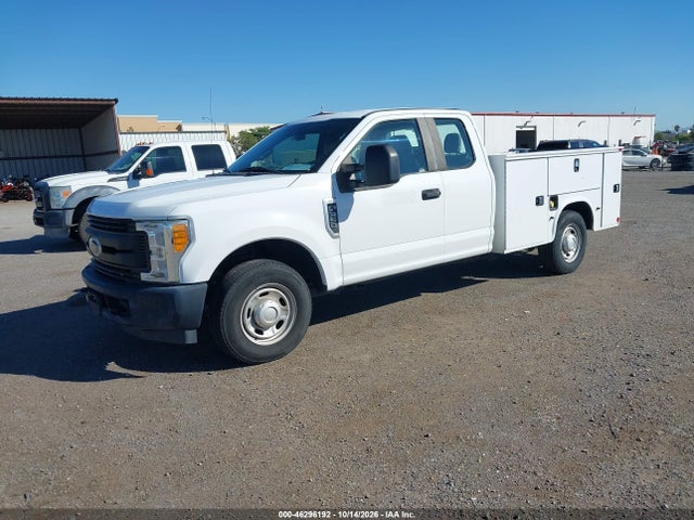 Ford F-350 Xl 2017 1FD8X3A61HEE09928 Image 2