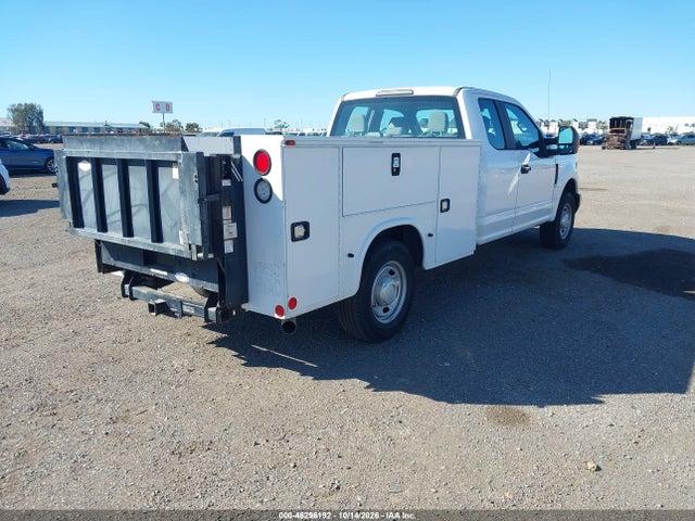 Ford F-350 Xl 2017 1FD8X3A61HEE09928 Image 4