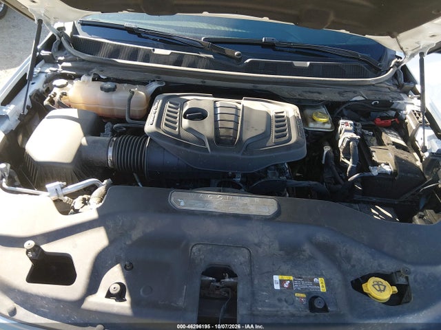 Продажа на аукционе авто 2024 Jeep Wagoneer L Series Ii 4x4, vin: 1C4SJSBP7RS181658, номер лота: 46296195