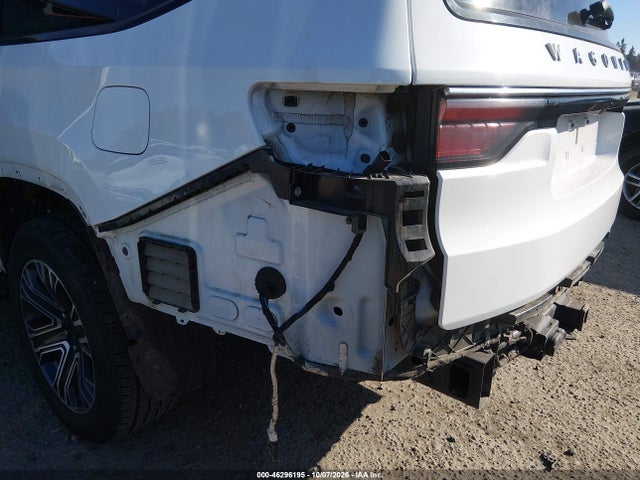 Продажа на аукционе авто 2024 Jeep Wagoneer L Series Ii 4x4, vin: 1C4SJSBP7RS181658, номер лота: 46296195