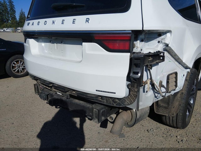 Продажа на аукционе авто 2024 Jeep Wagoneer L Series Ii 4x4, vin: 1C4SJSBP7RS181658, номер лота: 46296195