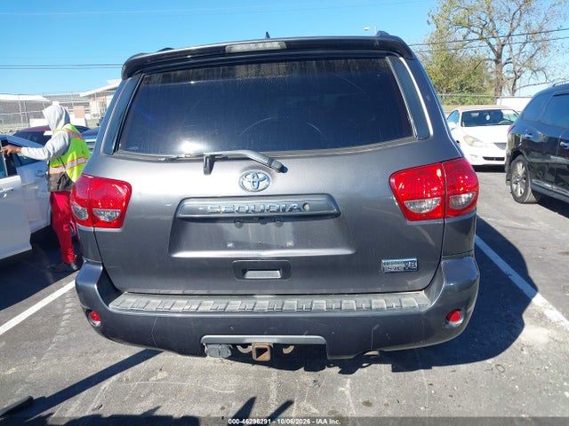 46296291 :رقم المزاد ، 5TDZY5G1XBS037522 vin ، 2011 Toyota Sequoia Sr5 5.7l V8 مزاد بيع