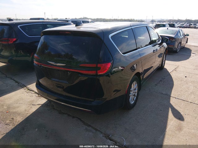 Auction sale of the 2026 Chrysler Pacifica Select, vin: 2C4RC1BG5TR185235, lot number: 46296372