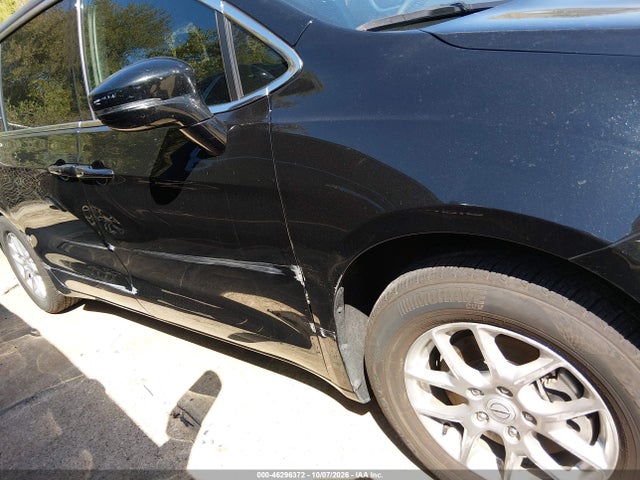 Auction sale of the 2026 Chrysler Pacifica Select, vin: 2C4RC1BG5TR185235, lot number: 46296372
