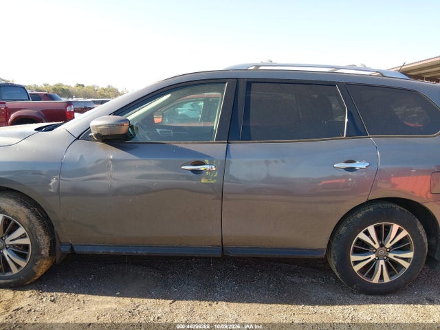 Продажа на аукционе авто 2017 Nissan Pathfinder S, vin: 5N1DR2MM1HC601861, номер лота: 46296388