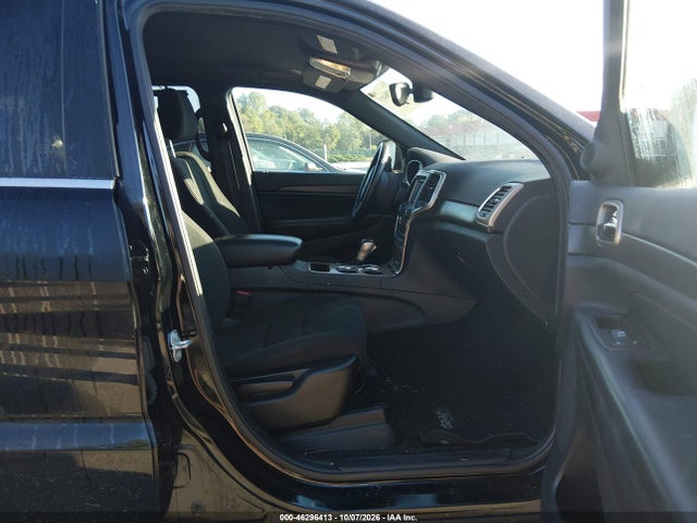46296413 :رقم المزاد ، 1C4RJFAGXHC754441 vin ، 2017 Jeep Grand Cherokee Laredo 4x4 مزاد بيع