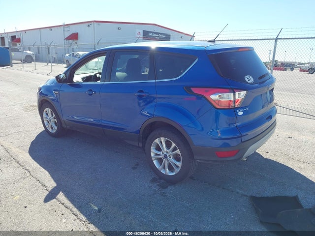 Продажа на аукционе авто 2017 Ford Escape Se, vin: 1FMCU0GD8HUE94814, номер лота: 46296430