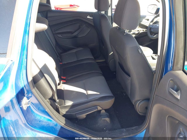 Продажа на аукционе авто 2017 Ford Escape Se, vin: 1FMCU0GD8HUE94814, номер лота: 46296430