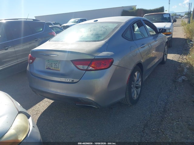 Chrysler 200 S 2015 1C3CCCBB0FN725764 Image 4