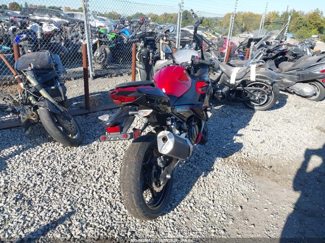 Kawasaki EX400 2019 JKAEXKG14KDA24418 Image 4