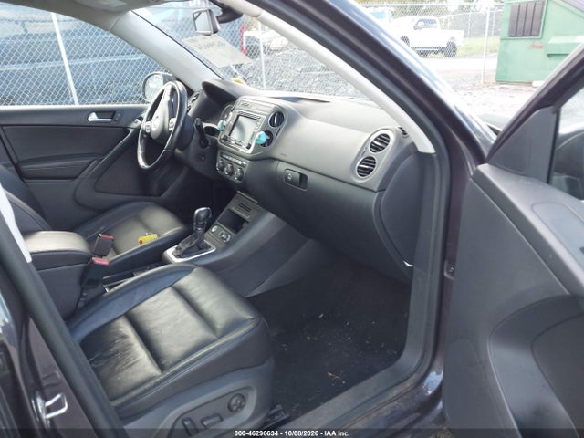 Продажа на аукционе авто 2016 Volkswagen Tiguan Se, vin: WVGBV7AX7GW589081, номер лота: 46296634
