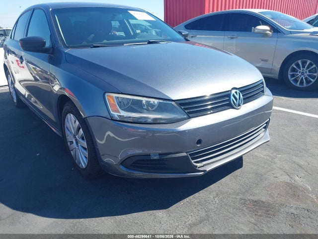 46296641 :رقم المزاد ، 3VW2K7AJ0BM382806 vin ، 2011 Volkswagen Jetta 2.0l S مزاد بيع
