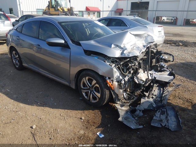 Продаж на аукціоні авто 2018 Honda Civic Lx, vin: 2HGFC2F52JH557636, номер лоту: 46296711