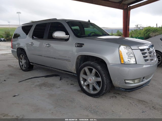 Продаж на аукціоні авто 2011 Cadillac Escalade Esv Premium, vin: 1GYS3JEFXBR221861, номер лоту: 46296720