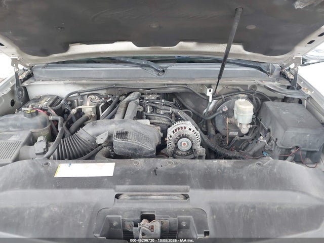 Продаж на аукціоні авто 2011 Cadillac Escalade Esv Premium, vin: 1GYS3JEFXBR221861, номер лоту: 46296720
