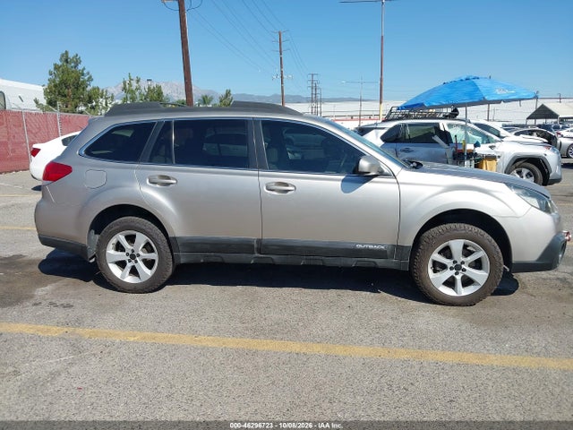 Subaru Outback 2.5i Premium 2014 4S4BRCDC5E3253482 Image 13