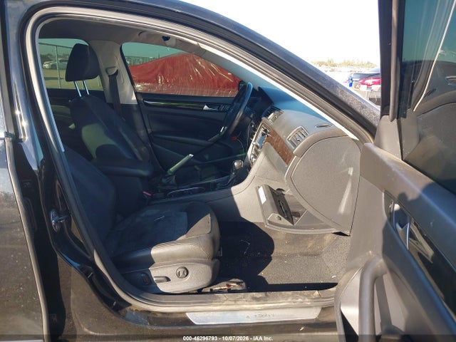 1VWCN7A39EC018502 Volkswagen Passat 2.0l Tdi Sel Premium