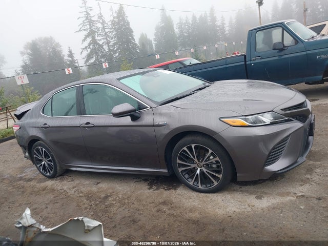 4T1G31AK5LU537550 Toyota Camry Se Hybrid