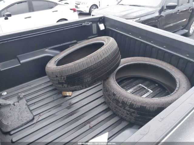 3TMAZ5CN0LM138413 Toyota Tacoma Sr5 V6