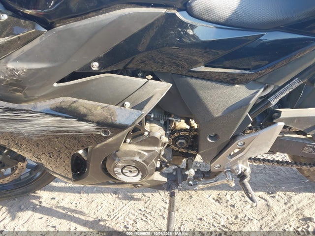 Suzuki GSX250R 2018 LC6DN11A8J1101956 Image 9