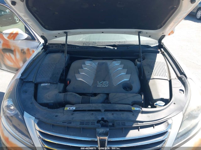 2015 Hyundai Equus Signature მანქანა იყიდება აუქციონზე, vin: KMHGH4JH0FU098561, აუქციონის ნომერი: 46296975