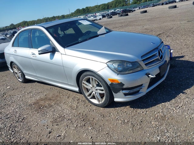 Aukcja sprzedaży 2013 Mercedes-benz C 300 Luxury 4matic/sport 4matic, vin: WDDGF8AB6DG123185, numer aukcji: 46297047