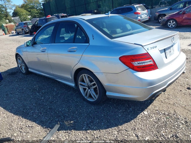 Продаж на аукціоні авто 2013 Mercedes-benz C 300 Luxury 4matic/sport 4matic, vin: WDDGF8AB6DG123185, номер лоту: 46297047