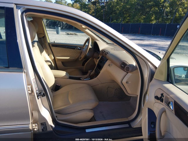 2001 Mercedes-benz C 240 მანქანა იყიდება აუქციონზე, vin: WDBRF61J61F093085, აუქციონის ნომერი: 46297081