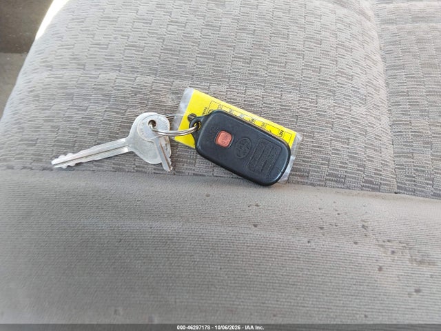 2005 Toyota Tundra Sr5 V8 მანქანა იყიდება აუქციონზე, vin: 5TBBT44195S471409, აუქციონის ნომერი: 46297178